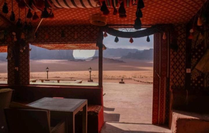 瓦迪拉姆Saleem With Jeep Tour公寓 外观 照片